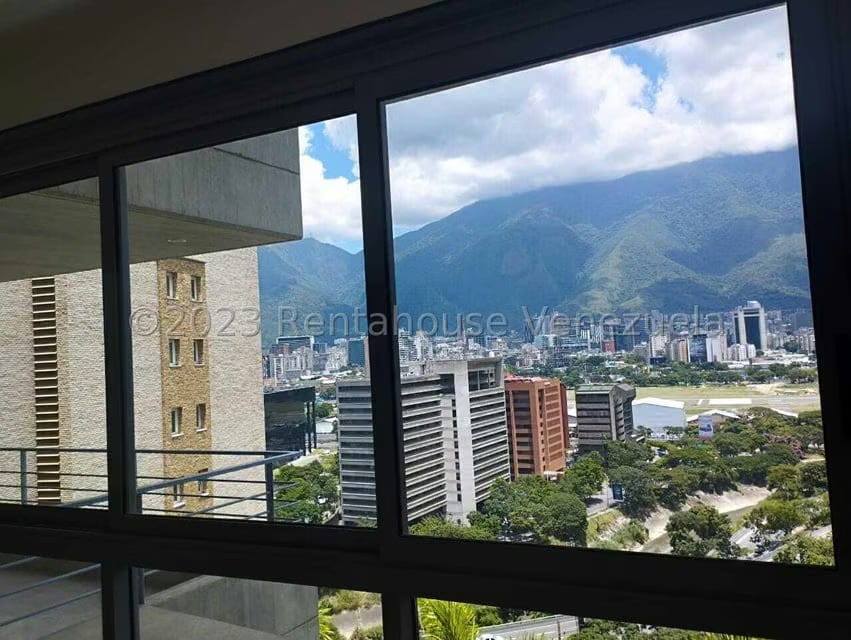 Apartamento (1 Nivel) en Venta en Lomas de Las Mercedes, Distrito Metropolitano - 10