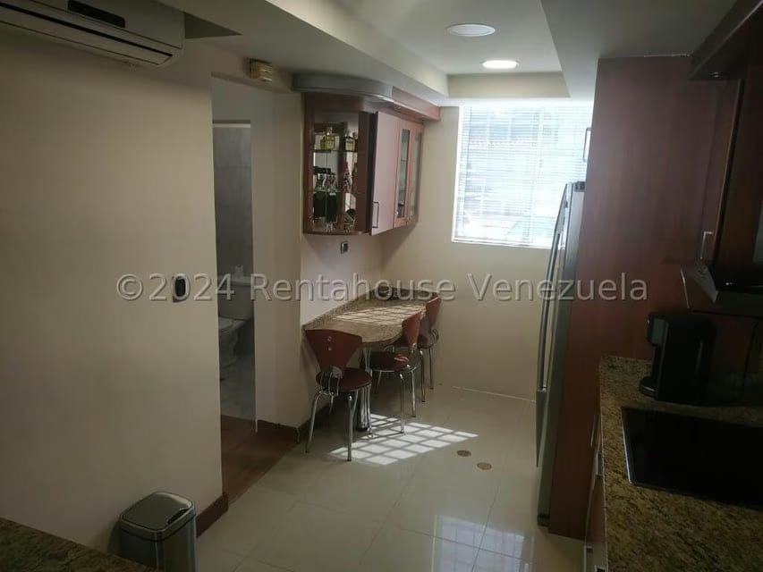 Townhouse (Duplex) en Venta en Villas de Buenaventura, Miranda - 13