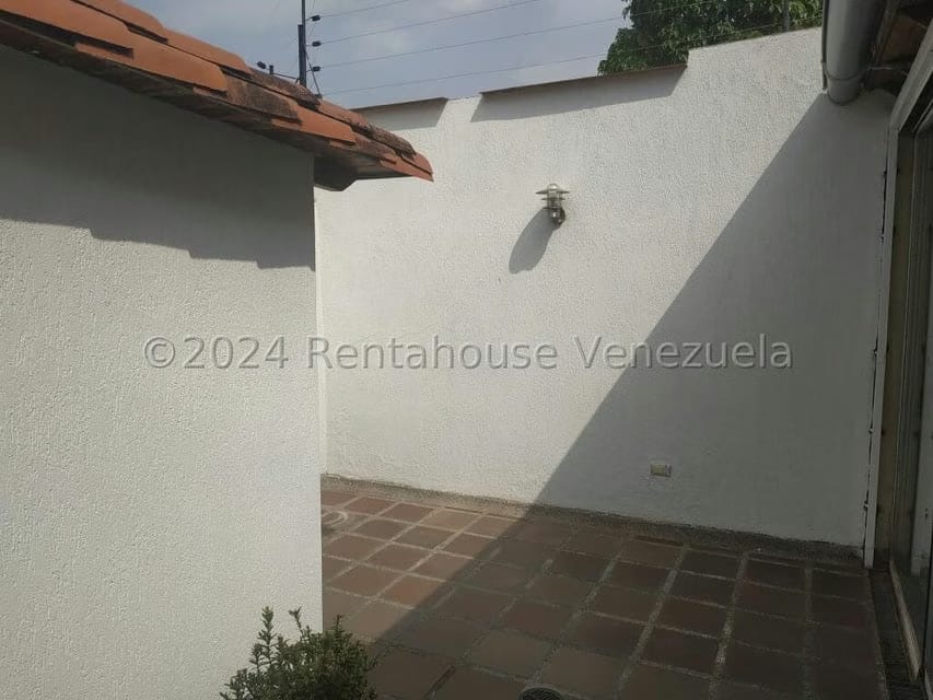 Townhouse (Duplex) en Venta en Villas de Buenaventura, Miranda - 16