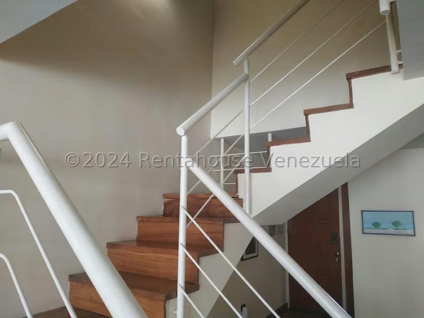 Townhouse (Duplex) en Venta en Villas de Buenaventura, Miranda - 17