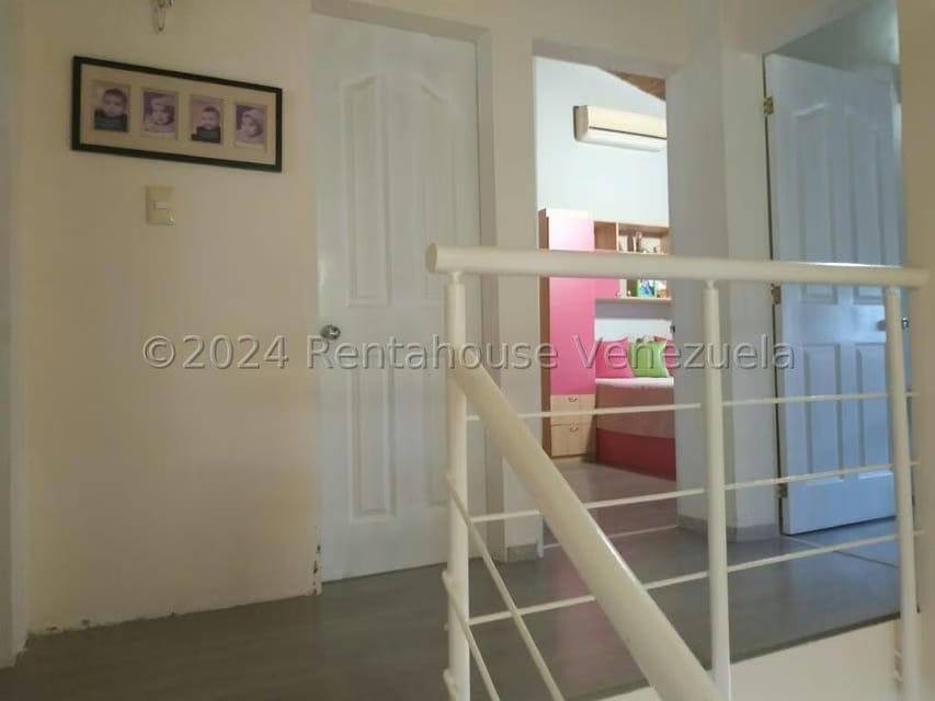 Townhouse (Duplex) en Venta en Villas de Buenaventura, Miranda - 18