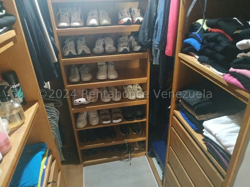 Townhouse (Duplex) en Venta en Villas de Buenaventura, Miranda - 30