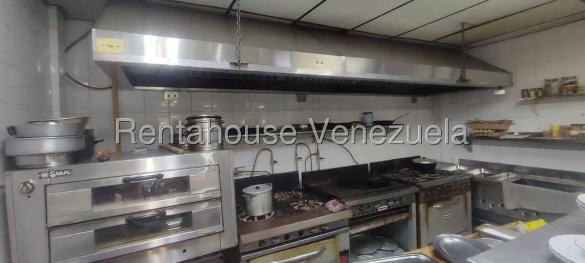 Comercial (Local Comercial) en Alquiler en La Urbina, Distrito Metropolitano - 14