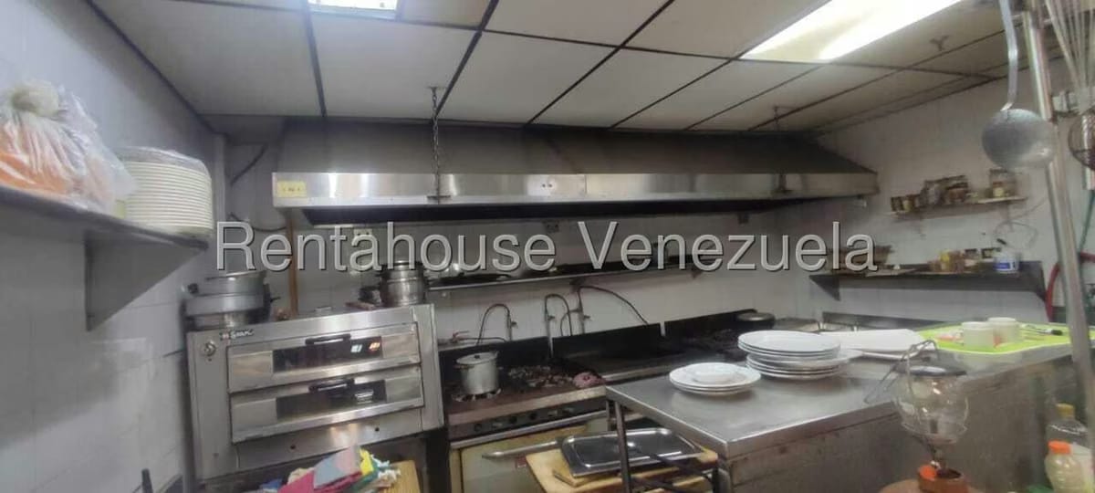Comercial (Local Comercial) en Alquiler en La Urbina, Distrito Metropolitano - 15