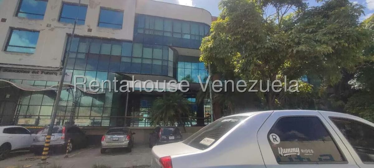 Comercial (Local Comercial) en Alquiler en La Urbina, Distrito Metropolitano - 30