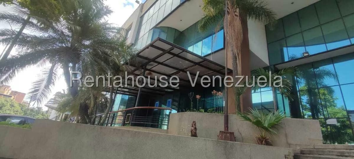 Comercial (Local Comercial) en Alquiler en La Urbina, Distrito Metropolitano - 6