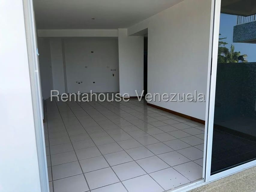 Apartamento (1 Nivel) en Venta en Agua Sal, Miranda - 9