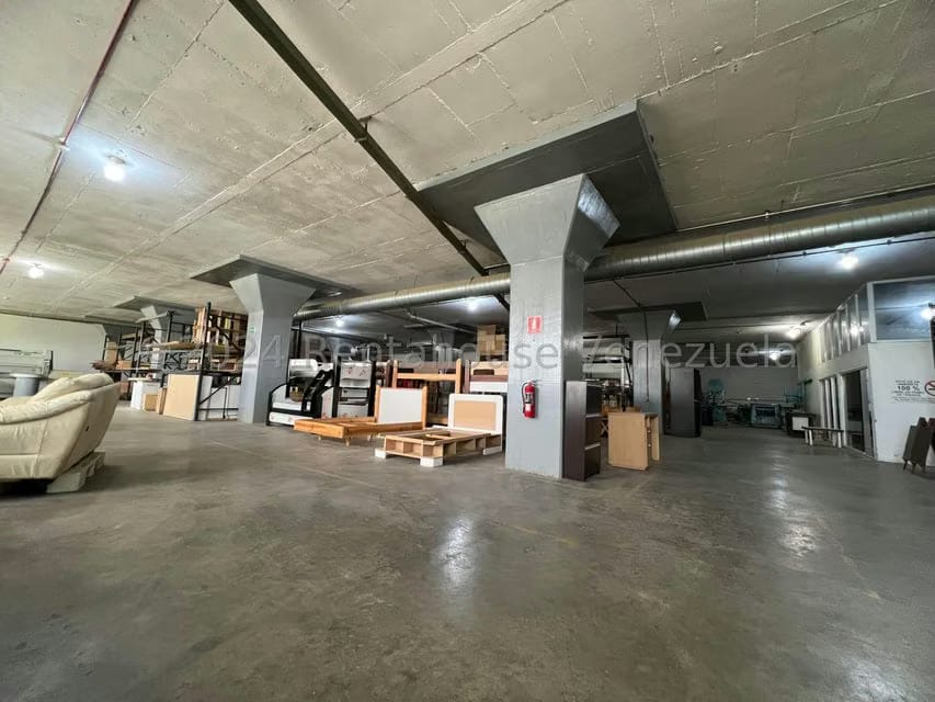 Comercial (Galpon - Deposito) en Venta en Municipio Carrizal, Miranda