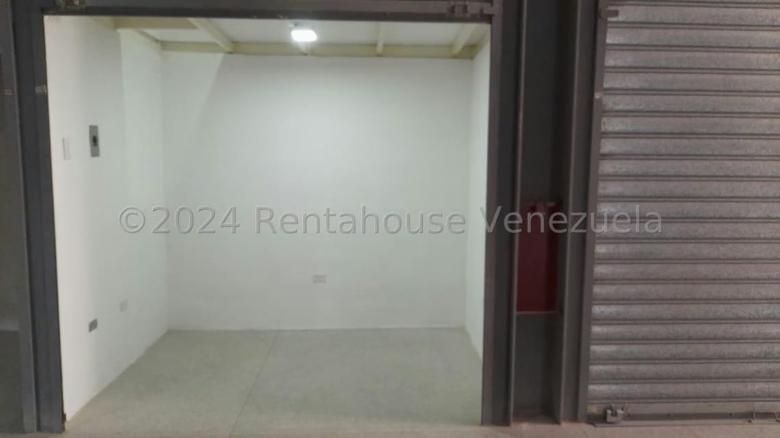 Comercial (Local Comercial) en Alquiler en Ave Intercomunal, Lara - 3