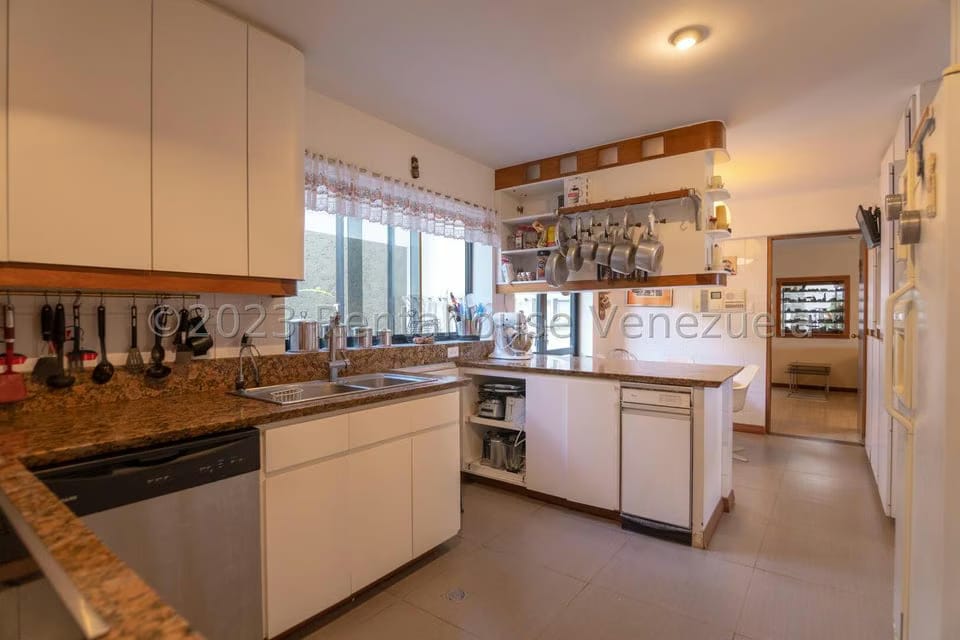 Casa (1 Nivel) en Venta en La Lagunita Country Club, Distrito Metropolitano - 28
