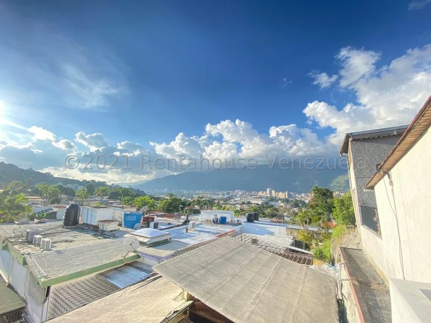 Casa (Duplex) en Venta en Colinas de La California, Distrito Metropolitano - 11