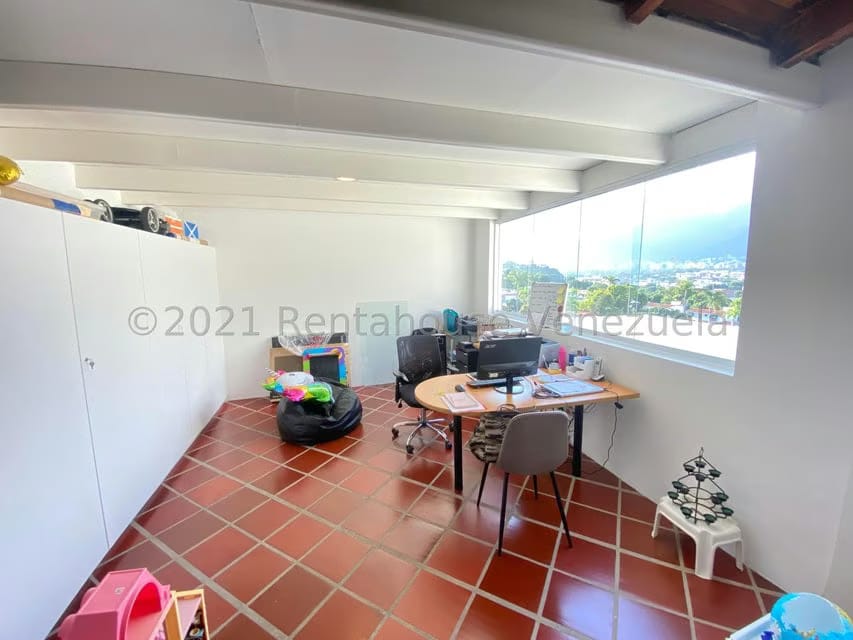 Casa (Duplex) en Venta en Colinas de La California, Distrito Metropolitano - 14