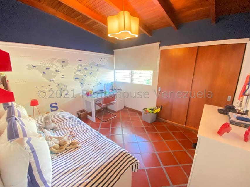 Casa (Duplex) en Venta en Colinas de La California, Distrito Metropolitano - 22