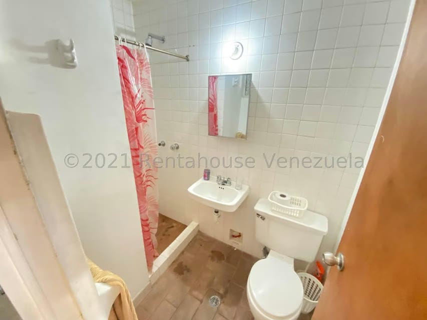 Casa (Duplex) en Venta en Colinas de La California, Distrito Metropolitano - 27