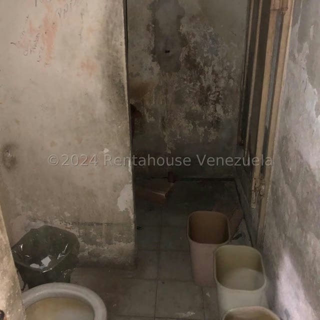 Comercial (Edificio) en Alquiler en Centro, Carabobo - 46
