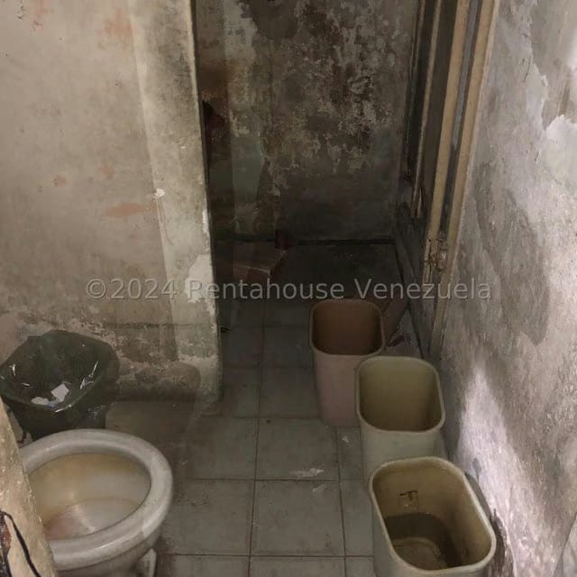 Comercial (Edificio) en Alquiler en Centro, Carabobo - 47