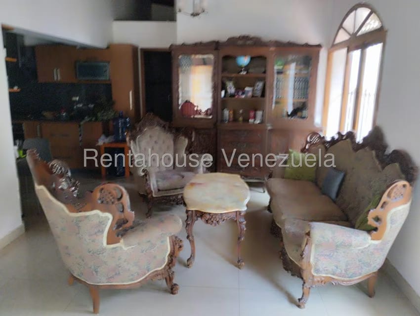 Casa (Duplex) en Venta en Prados del Este, Distrito Metropolitano - 7