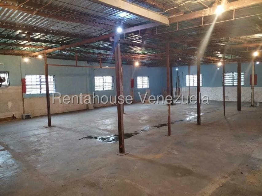 Comercial (Local Comercial) en Alquiler en Avenida Cedeno, Carabobo - 5