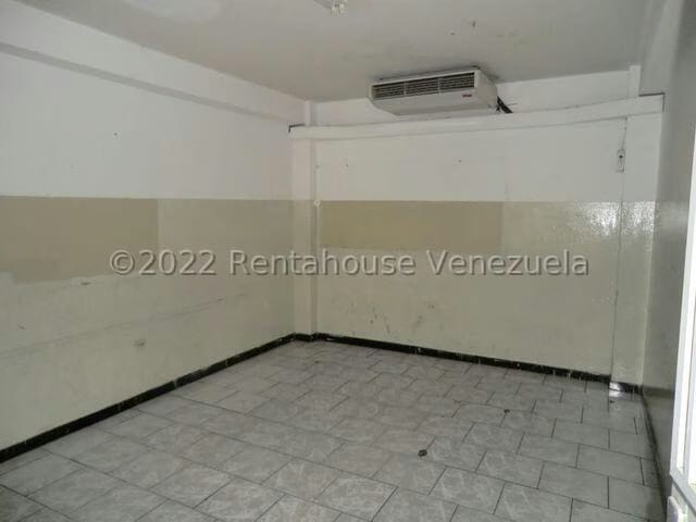 Comercial (Edificio) en Alquiler en Guatire, Miranda - 6