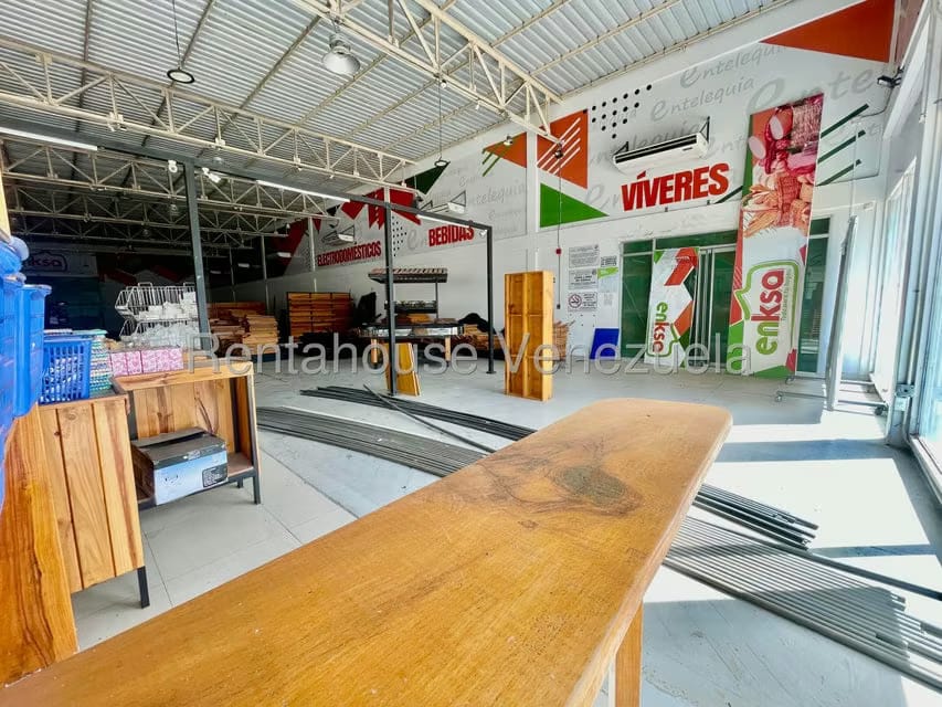 Comercial (Local Comercial) en Venta en Punto Fijo, Falcon - 12