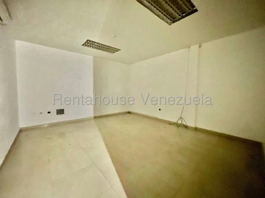 Comercial (Local Comercial) en Venta en Punto Fijo, Falcon - 20