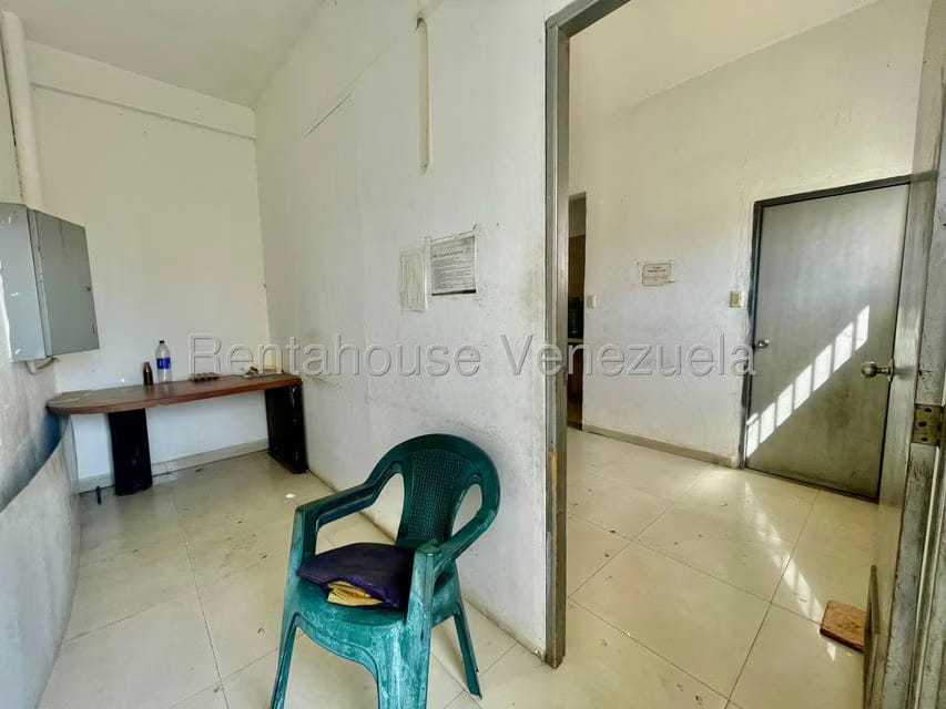 Comercial (Local Comercial) en Venta en Punto Fijo, Falcon - 32