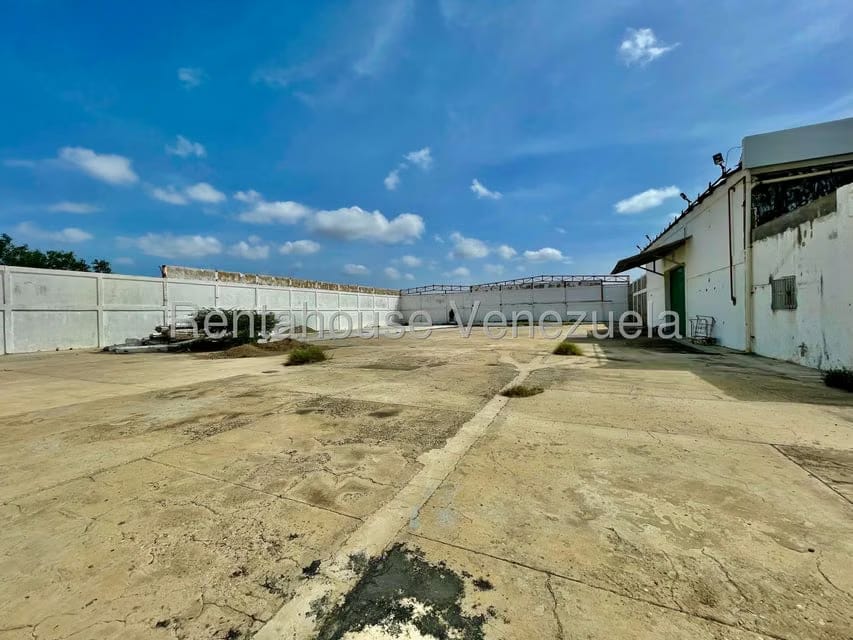 Comercial (Local Comercial) en Venta en Punto Fijo, Falcon - 38