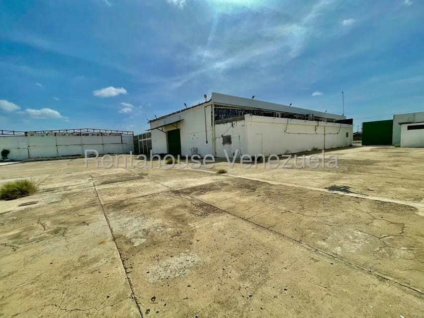 Comercial (Local Comercial) en Venta en Punto Fijo, Falcon - 40