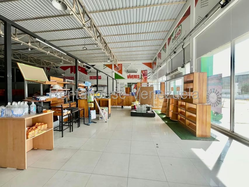 Comercial (Local Comercial) en Venta en Punto Fijo, Falcon - 10