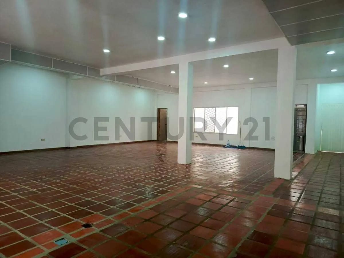 SE ALQUILA Local Comercial Centrico en Maturin Monagas - 5