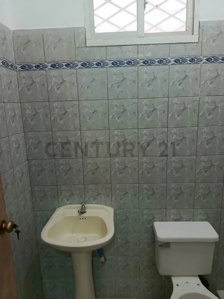 SE ALQUILA Local Comercial Centrico en Maturin Monagas - 8