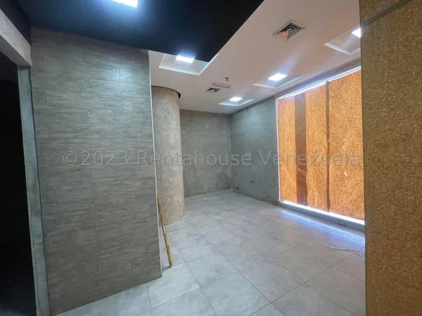 Comercial (Local Comercial) en Alquiler en Manzanares, Distrito Metropolitano - 5