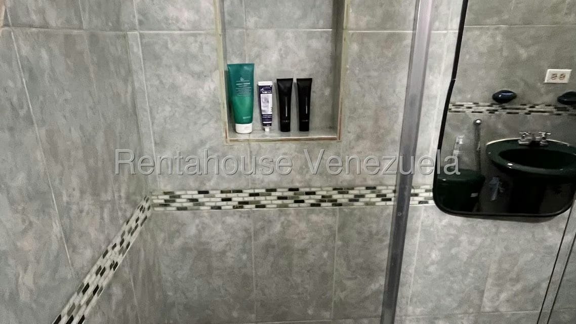 Casa (1 Nivel) en Venta en Ciudad Balneario Higuerote, Miranda - 17