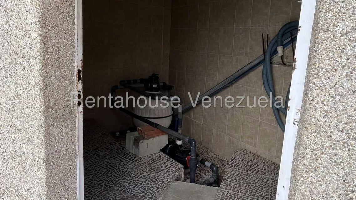 Casa (1 Nivel) en Venta en Ciudad Balneario Higuerote, Miranda - 35