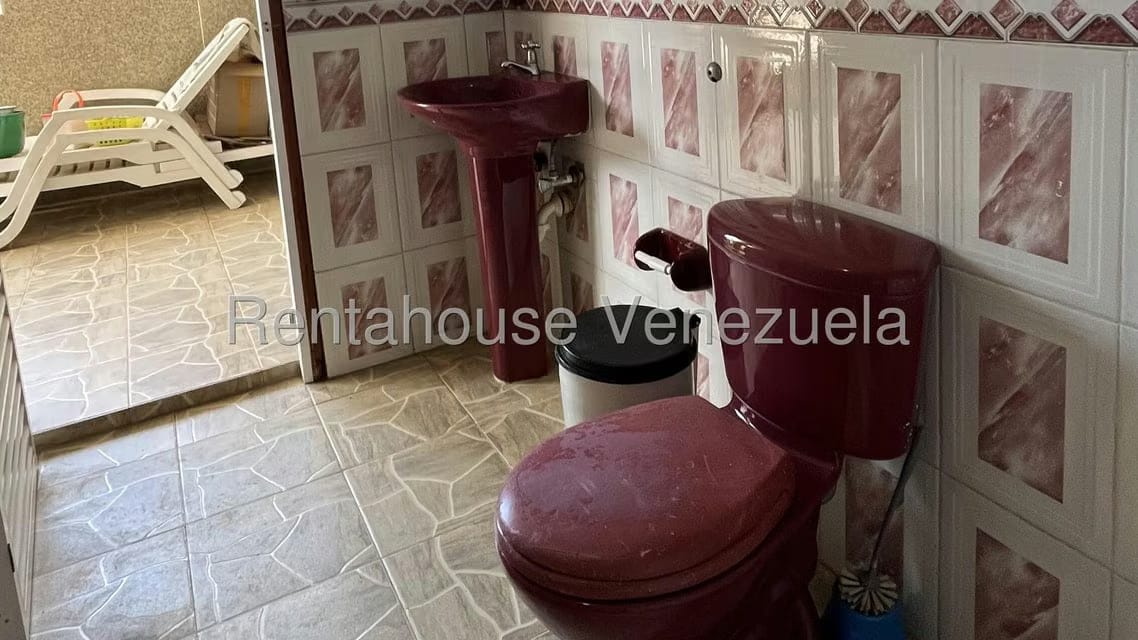 Casa (1 Nivel) en Venta en Ciudad Balneario Higuerote, Miranda - 37