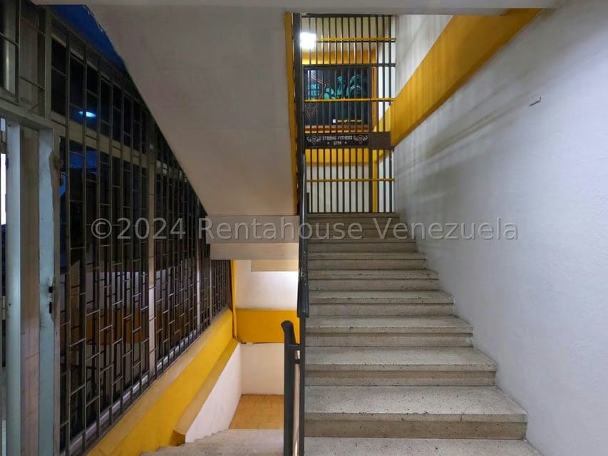 Comercial (Local Comercial) en Venta en Centro, Lara - 2