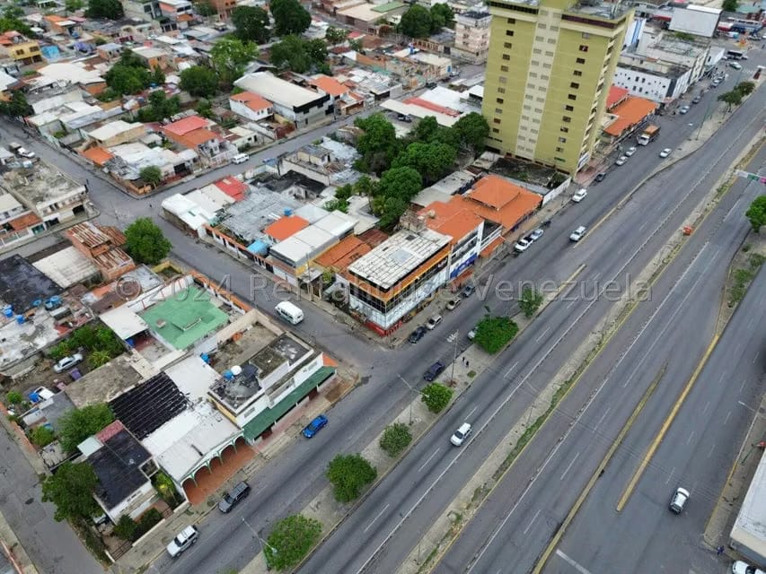 Comercial (Local Comercial) en Venta en Centro, Lara - 12