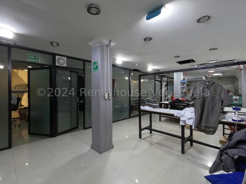 Comercial (Local Comercial) en Venta en Centro, Lara - 3