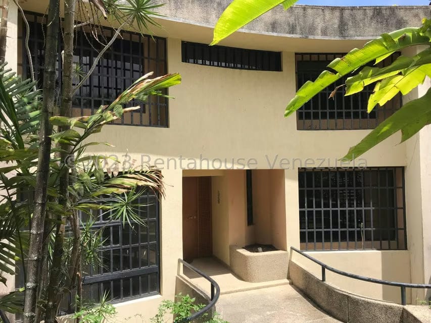 Casa (Multipes Niveles) en Venta en Monterrey, Distrito Metropolitano