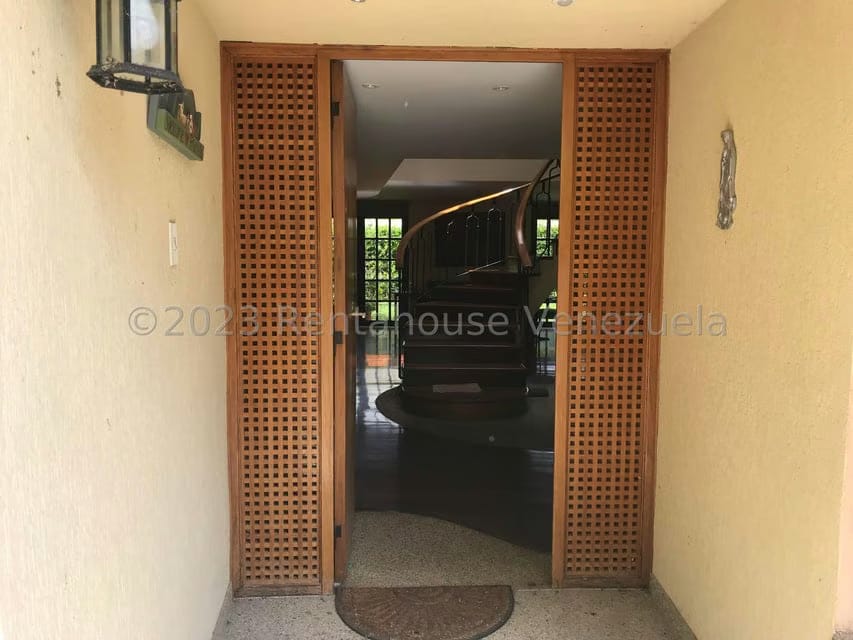Casa (Multipes Niveles) en Venta en Monterrey, Distrito Metropolitano - 3