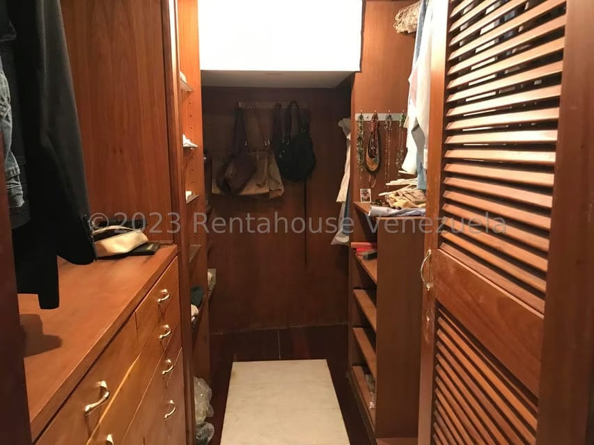 Casa (Multipes Niveles) en Venta en Monterrey, Distrito Metropolitano - 33