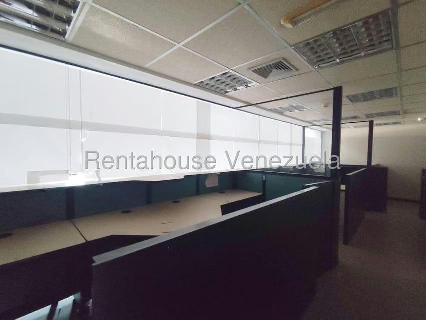 Comercial (Edificio) en Venta en La Paragua, Zulia - 11