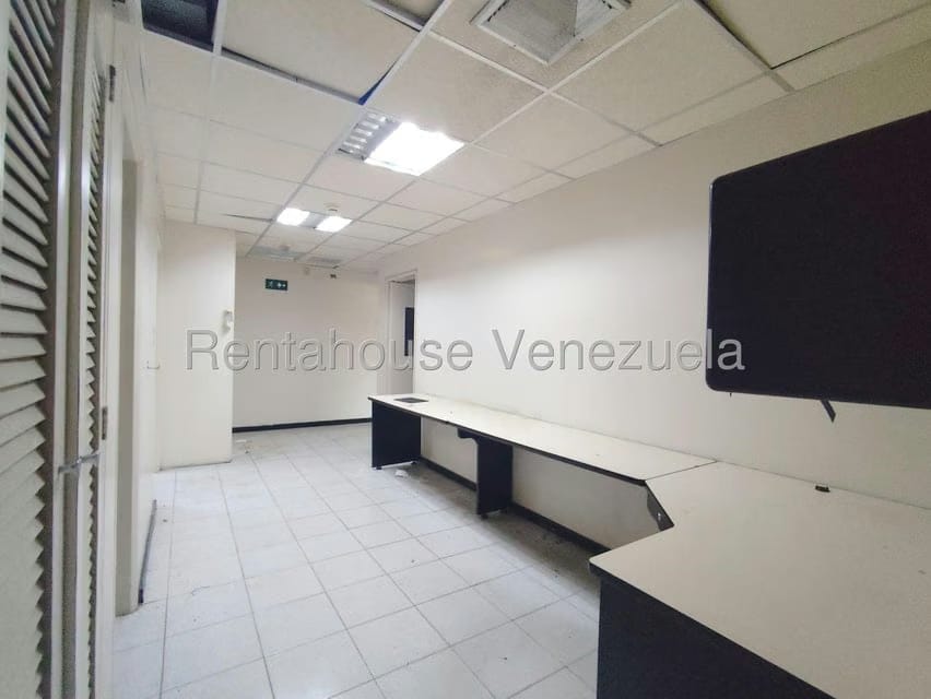 Comercial (Edificio) en Venta en La Paragua, Zulia - 12