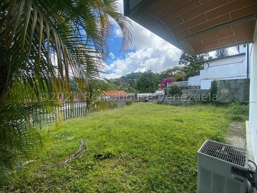 Casa (Multipes Niveles) en Venta en Prados del Este, Distrito Metropolitano - 18