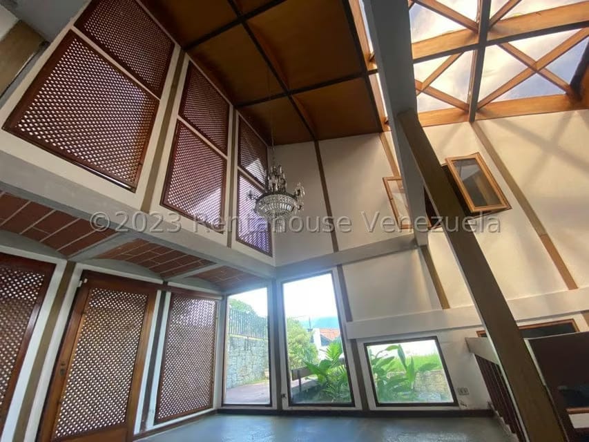 Casa (Multipes Niveles) en Venta en Prados del Este, Distrito Metropolitano - 22