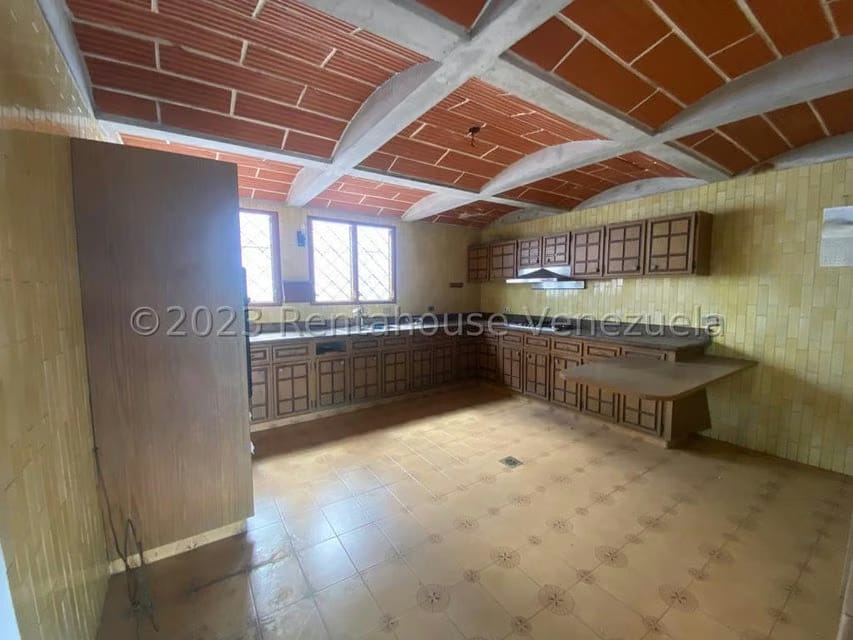 Casa (Multipes Niveles) en Venta en Prados del Este, Distrito Metropolitano - 27