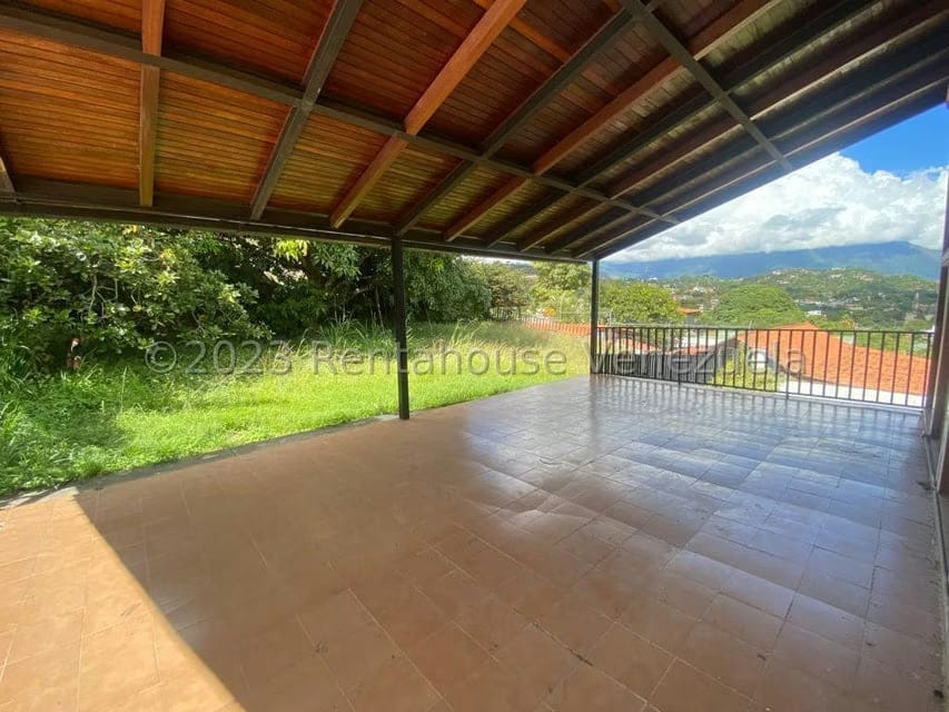 Casa (Multipes Niveles) en Venta en Prados del Este, Distrito Metropolitano - 49