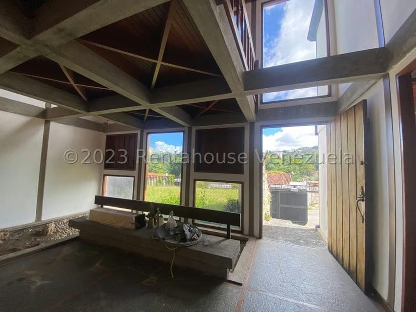 Casa (Multipes Niveles) en Venta en Prados del Este, Distrito Metropolitano - 6