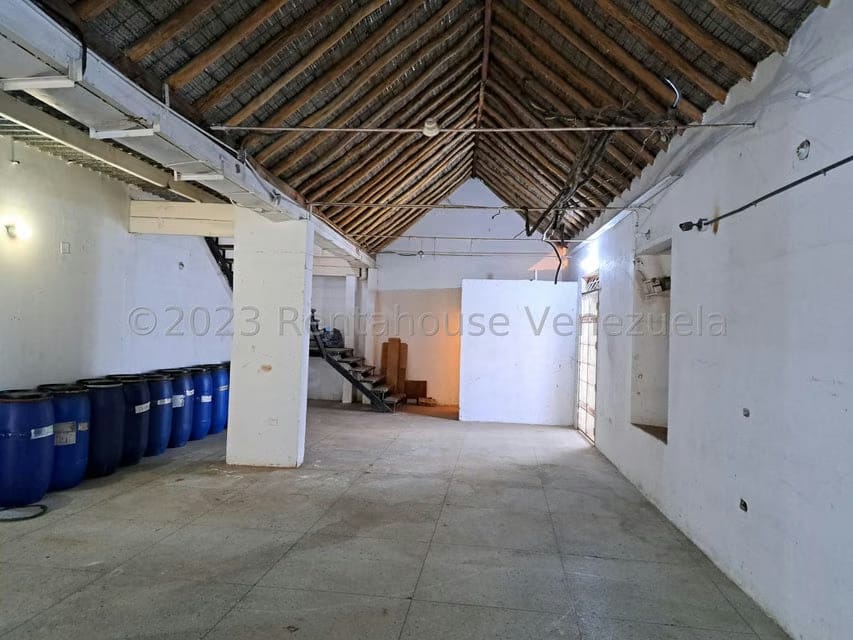Comercial (Local Comercial) en Alquiler en Centro, Falcon - 2