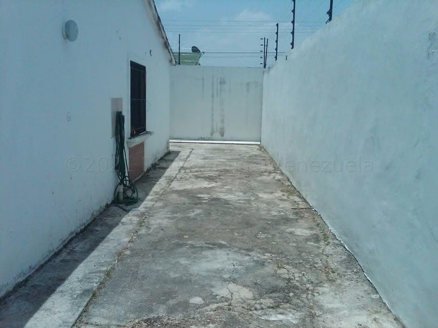 Casa (1 Nivel) en Venta en Vivienda de Salamanca, Miranda - 12